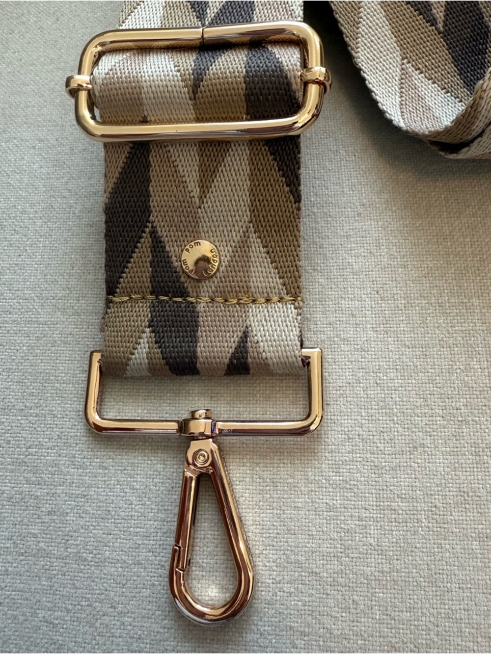 Pom Pom London Adjustable Geometric Bag Strap in Neutral Tones - Picture 2 of 5